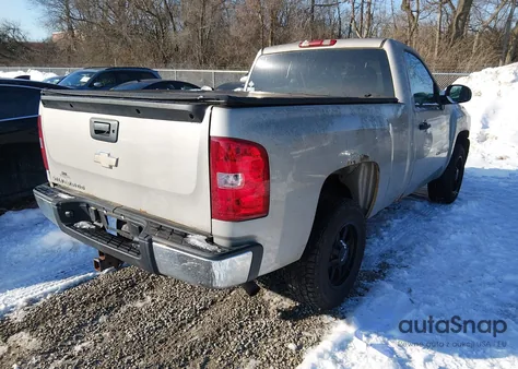 2008 Chevrolet Silverado 1500 Work Truck z USA, uszkodzony, nr VIN 1GCEC14X48Z169830